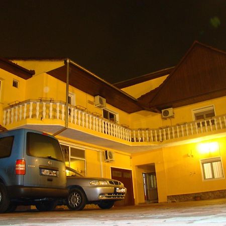 Pensiunea Alexander Arad Exterior foto